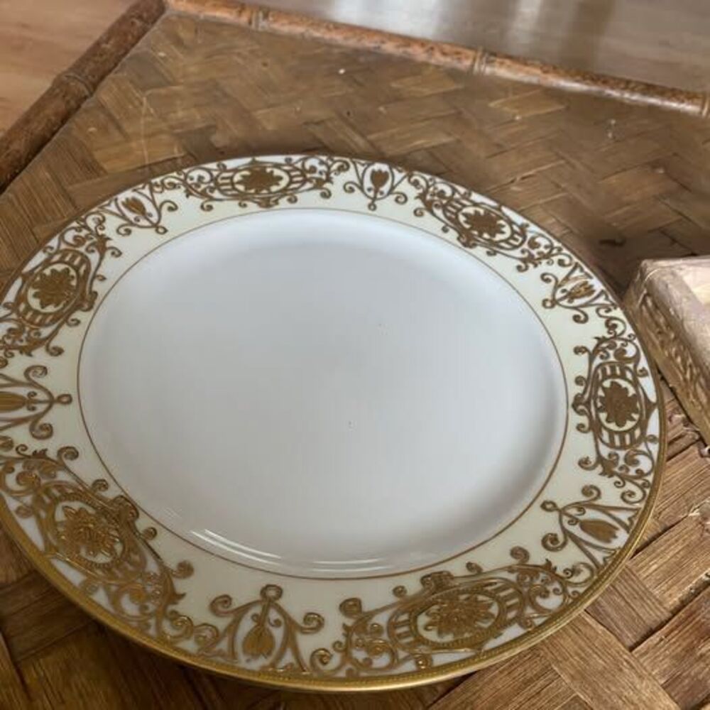 Vintage Noritake Christmas Ball 10 inch Dinner Plate — Green M Mark, 1920s